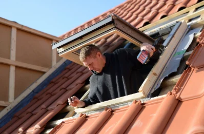 Pose de fenêtres de toit Velux à Lignereuil